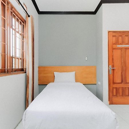 Santo Guest House Tropodo Brebek Exterior foto